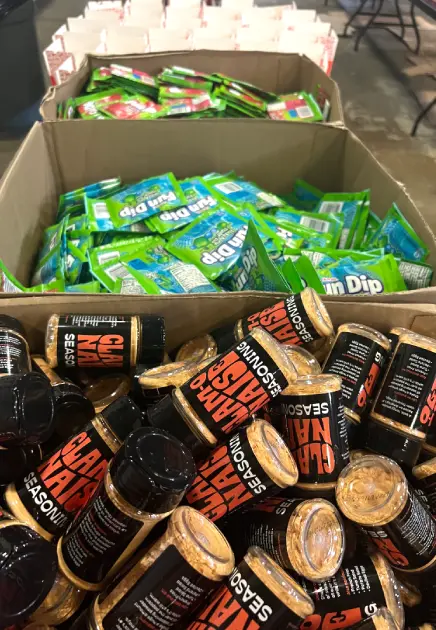 Boxes of fun dip and clam - o o maise